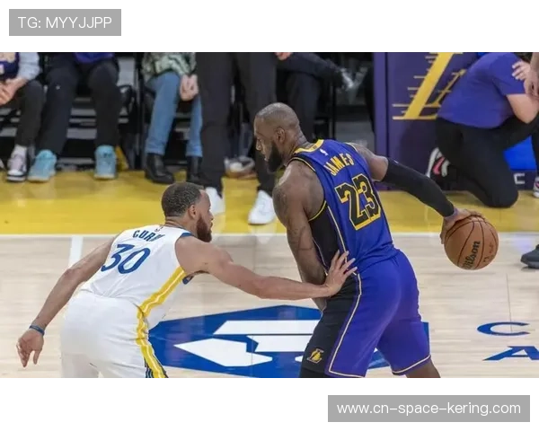 湖人新帅战术改革见效,进攻节奏提升至联盟前五 湖人新帅战术改革见效,进攻节奏提升至联盟前五